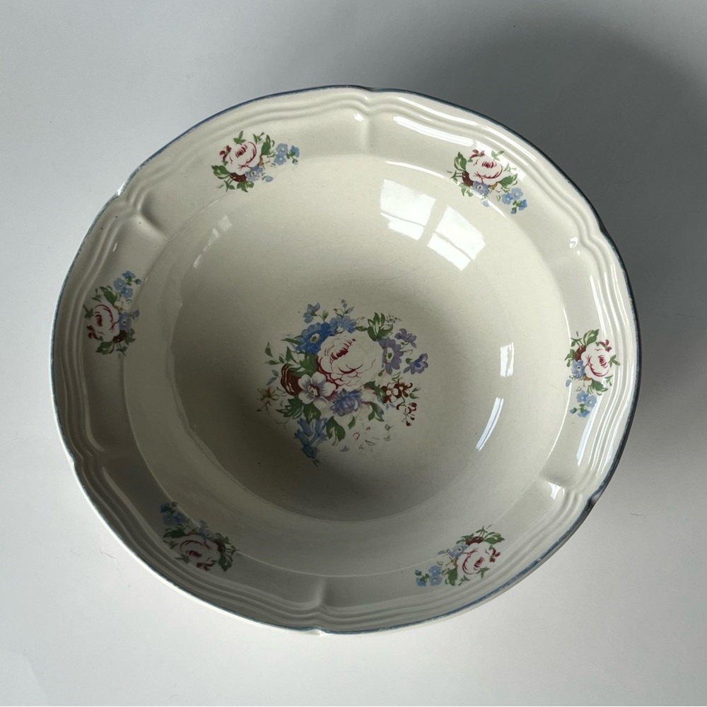 Perugino, Italy 9 in round vegetable bowl, stoneware (PN03), discontinued
